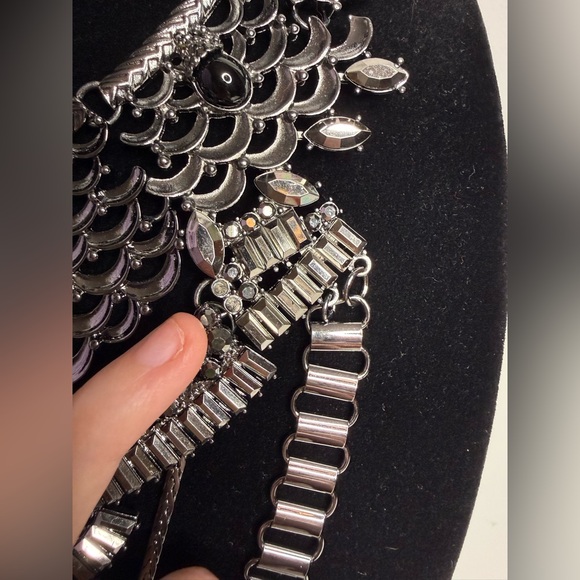 Free People Only Dreaming Statement Collar Necklace Hematite & Jet NWOT $88 - Picture 5 of 6